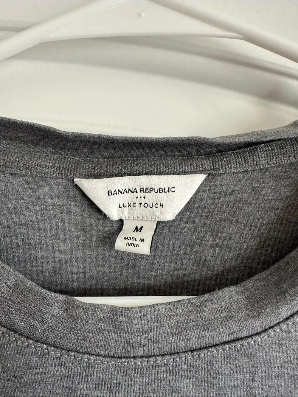 Banana Republic Men's Long Sleeve Crewneck Shirt - Gray